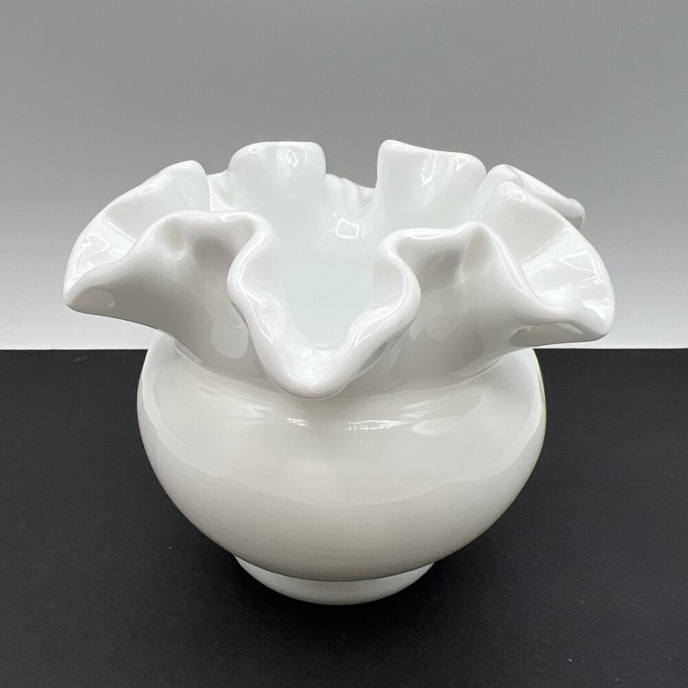 Vintage White Milk Glass Ruffled 4’ Vase Rose Bowl 1960s Fenton Ghost